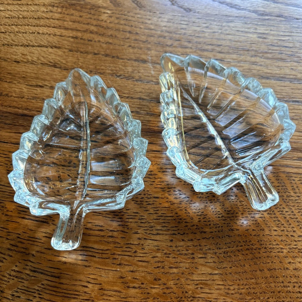 Vintage Lead Crystal Italian Glass Leaf Trinket Dishes Ashtray- Set of 2- 4.5” - Picture 12 of 16